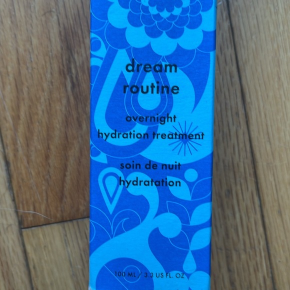Amika Bundle smooth over 6.7 oz and Dream Routine - Picture 8 of 9
